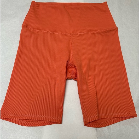 LEVI'S®  RIB BIKE SHORTS🌟 - Picture 1 of 7